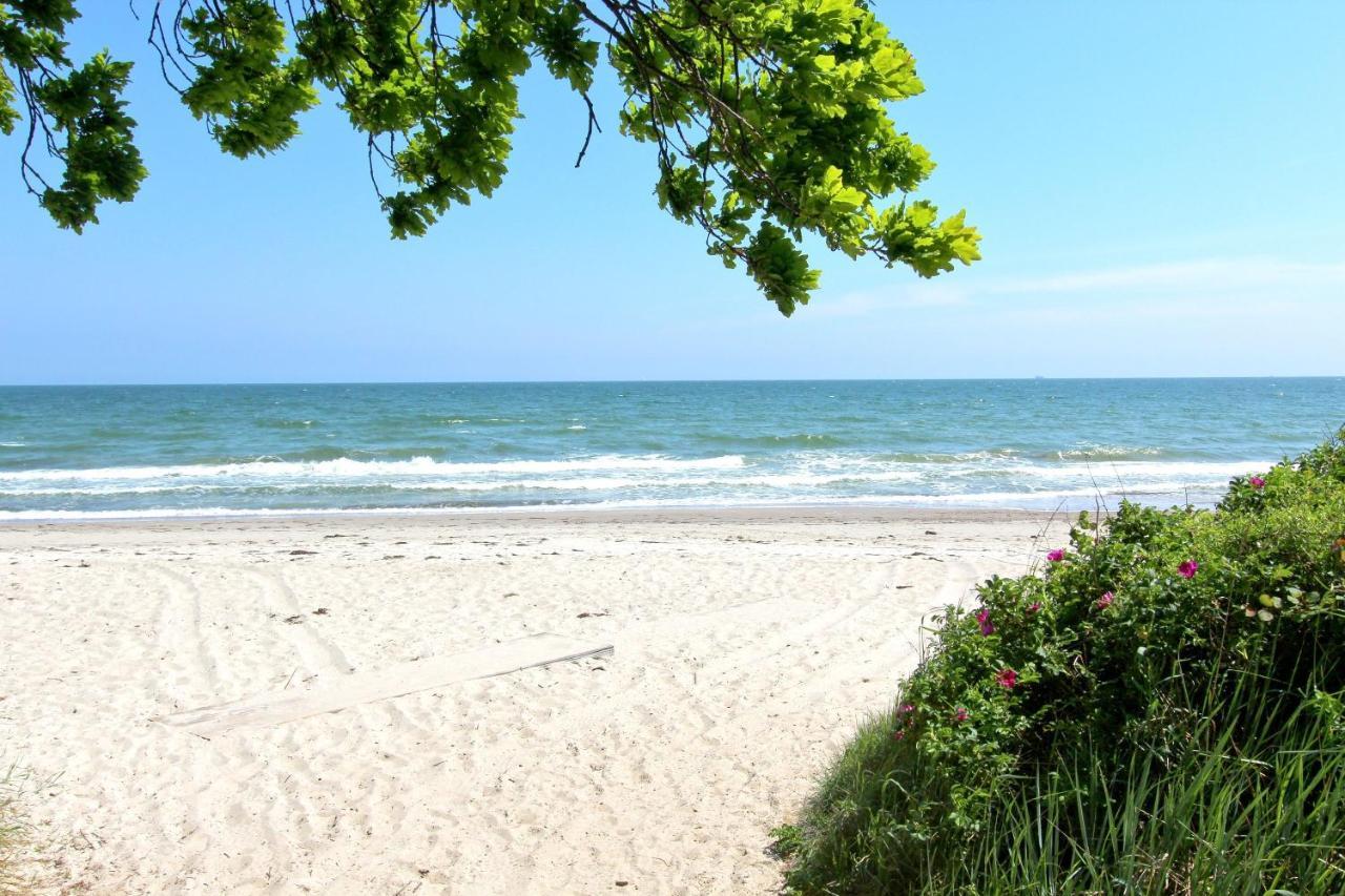 Strandnahe Fewo Rex Rugia: Balkon & Ahoi Erlebnisbad Lobbe Exterior photo