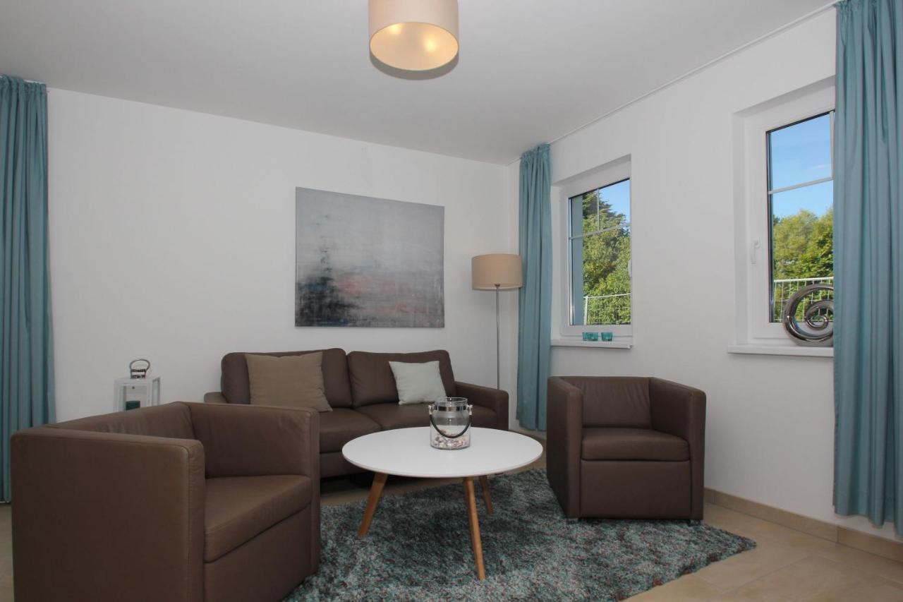 Strandnahe Fewo Rex Rugia: Balkon & Ahoi Erlebnisbad Lobbe Exterior photo