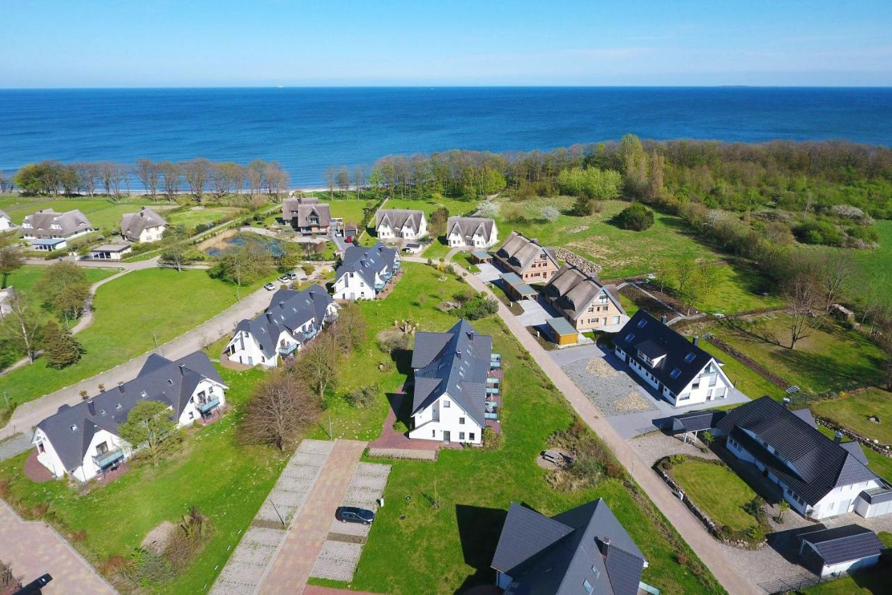 Strandnahe Fewo Rex Rugia: Balkon & Ahoi Erlebnisbad Lobbe Exterior photo
